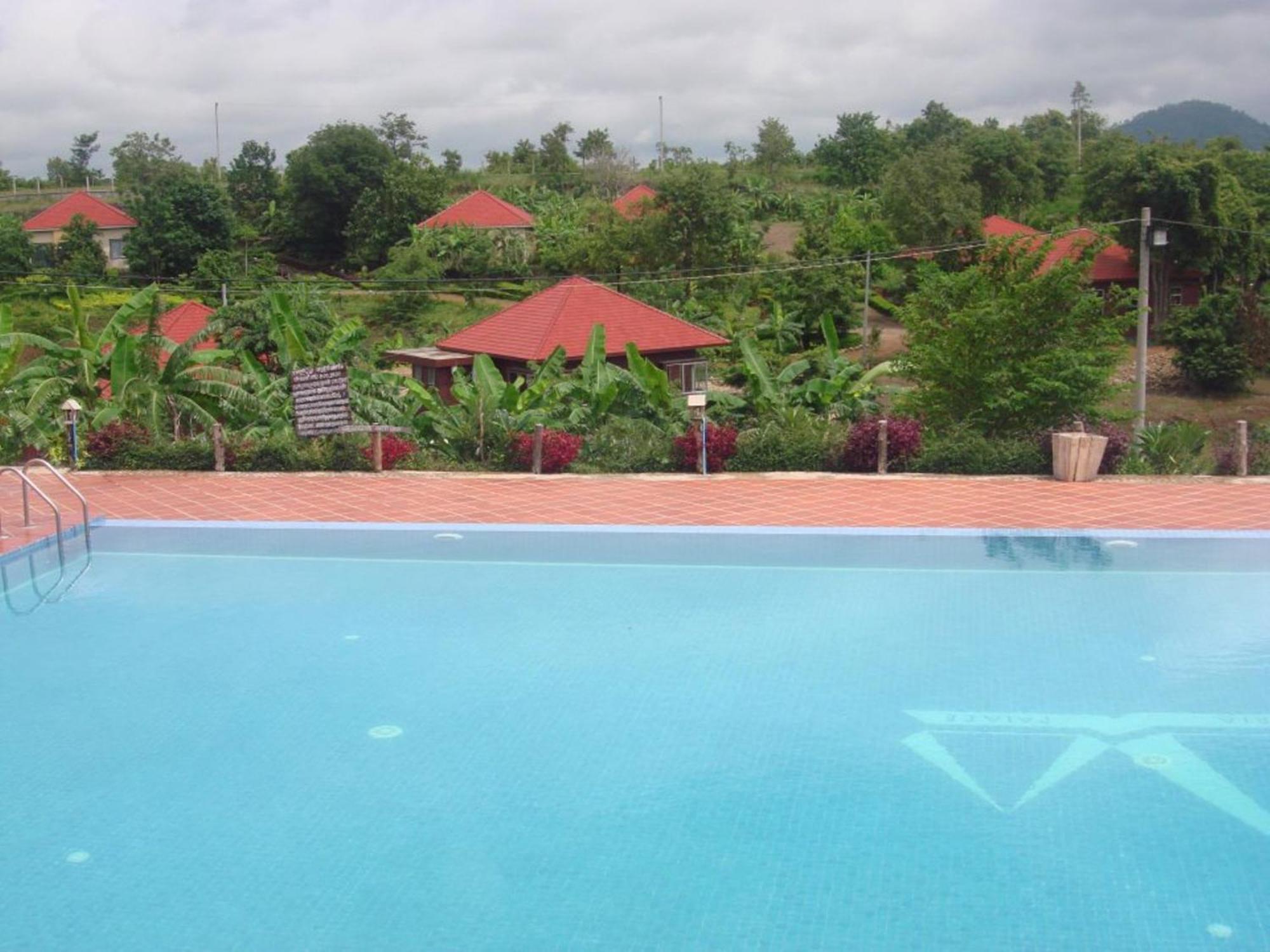 Memoria Palace & Resort Pailin Bagian luar foto