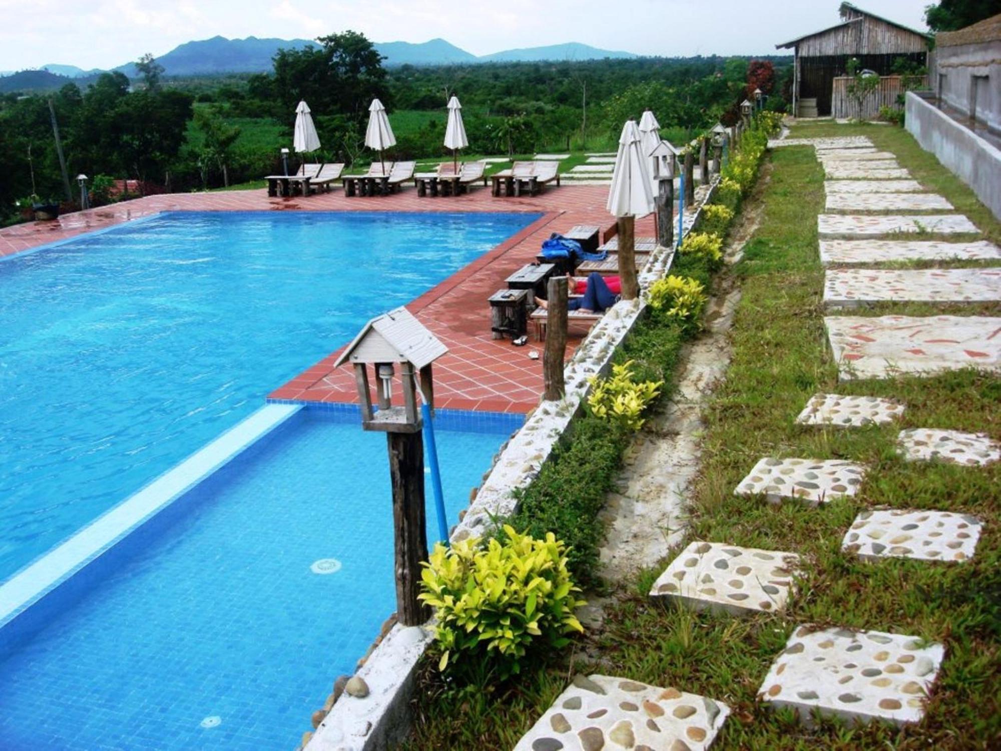 Memoria Palace & Resort Pailin Bagian luar foto